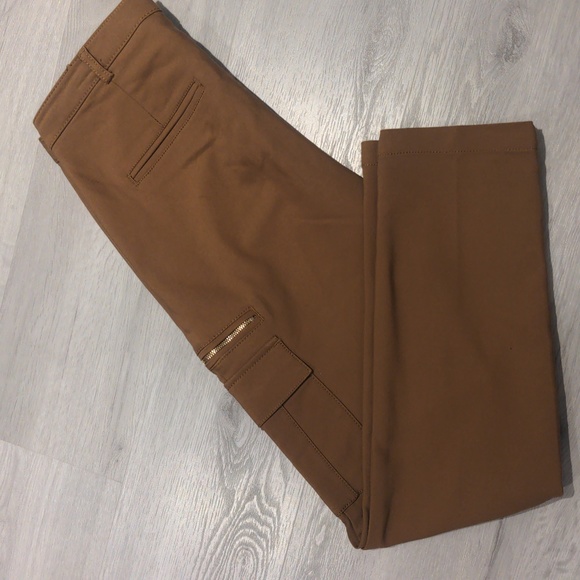 ✨ 2 for $12✨ Dynamite sz 2 dressy cargo - Picture 1 of 6